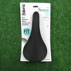 Fabric Scoop Elite Radius Saddle Black Cro-Mo Rails Comfort Ref: E/U/H