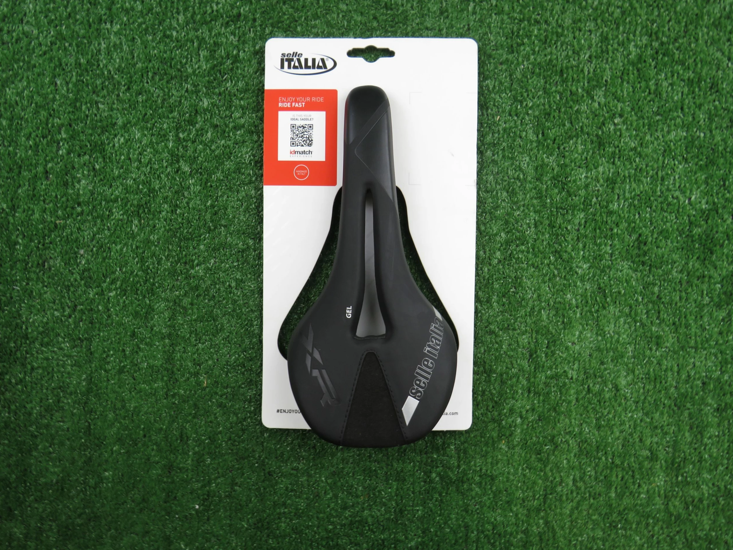 Selle Italia XR Flow Saddle FEC-Rails Gel Comfort Ref: E/U/H 1 Selle Italia XR Flow Saddle FEC-Rails Gel Comfort Ref: E/U/H