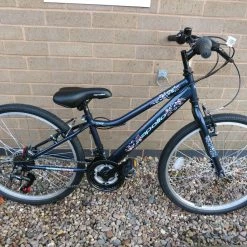 APOLLO KINX MOUNTAIN BIKE 12 INCH FRAME 24 INCH WHEELS EX SHOP DISPLAY Re 16362A