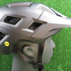 Lazer Coyote Helmet MIPS Medium 55-59cm LZB-23 Matte Black. Ref:H/E