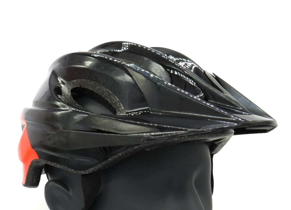 Raleigh K.O.M Segment Helmet Youth 48-55cm Red And Black Ref: E/U 1 Raleigh K.O.M Segment Helmet Youth 48-55cm Red And Black Ref: E/U