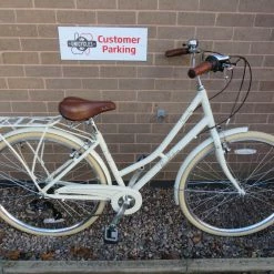 PENDLETON SOMERBY HYBRID BIKE 17 INCH ALUMINIUM FRAME NEW EX DISPLAY Ref 16203