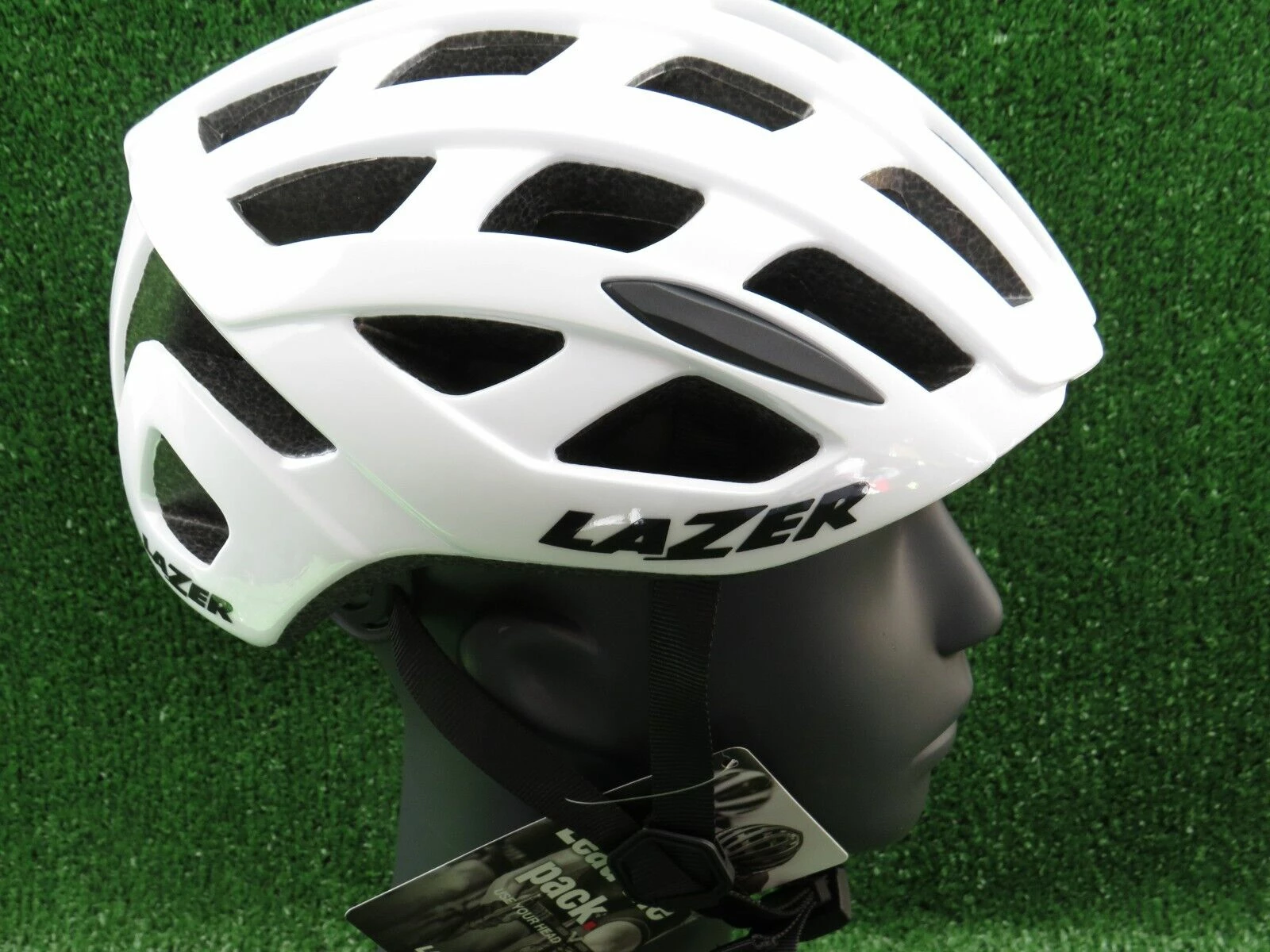 Lazer Tonic Helmet LZB - 10 Unisex WHITE 52/56 Small Road Riding - REF:H/E 1 Lazer Tonic Helmet LZB - 10 Unisex WHITE 52/56 Small Road Riding - REF:H/E