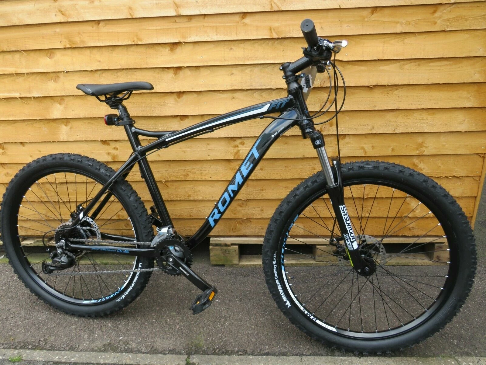 ROMET FIT MOUNTAIN BIKE 20 INCH ALUMINIUM FRAME NEW Ref 13998 1 ROMET FIT MOUNTAIN BIKE 20 INCH ALUMINIUM FRAME NEW Ref 13998