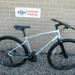 SPECIALIZED SIRRUS X HYBRID BIKE 18.5 INCH ADULTS ALUMINIUM FRAME Ref 15088