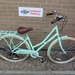 PENDLETON SOMERBY HYBRID BIKE 17 INCH ALUMINIUM FRAME NEW EX DISPLAY Ref 16004