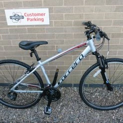 CARRERA CROSSFIRE HYBRID BIKE 17 INCH ALUMINIUM FRAME EX DISPLAY Ref 16568