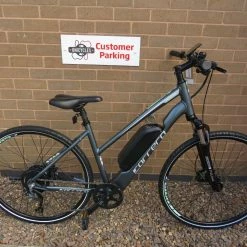 CARRERA CROSSFIRE 2.0 ELECTRIC HYBRID BIKE 18 INCH FRAME NEW EX DISPLAY R 15962