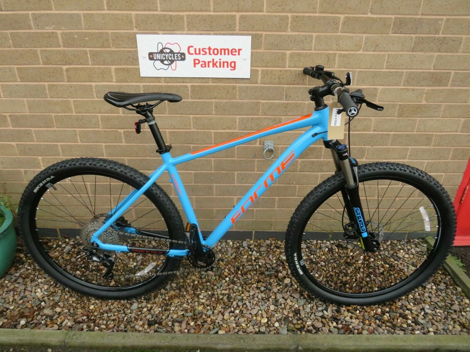 FORME CURBAR 1 27.5 MOUNTAIN BIKE 19 INCH ALUMINIUM FRAME NEW Ref 15183 1 FORME CURBAR 1 27.5 MOUNTAIN BIKE 19 INCH ALUMINIUM FRAME NEW Ref 15183